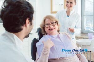 Implants vs Traditional Dentures: Which Should You Choose? cover